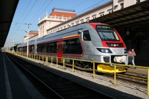 TŽV-Gredelj-niskopodni-dizel-motorni-vlak-za-regionalni-prijevoz
